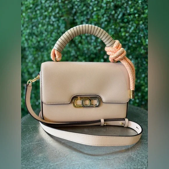 New MARC JACOBSThe J Link Twist Leather Shoulder Bag